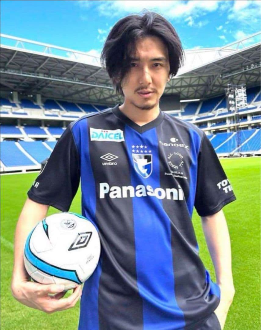 藤井風　サッカー　ユニフォーム　パナスタ