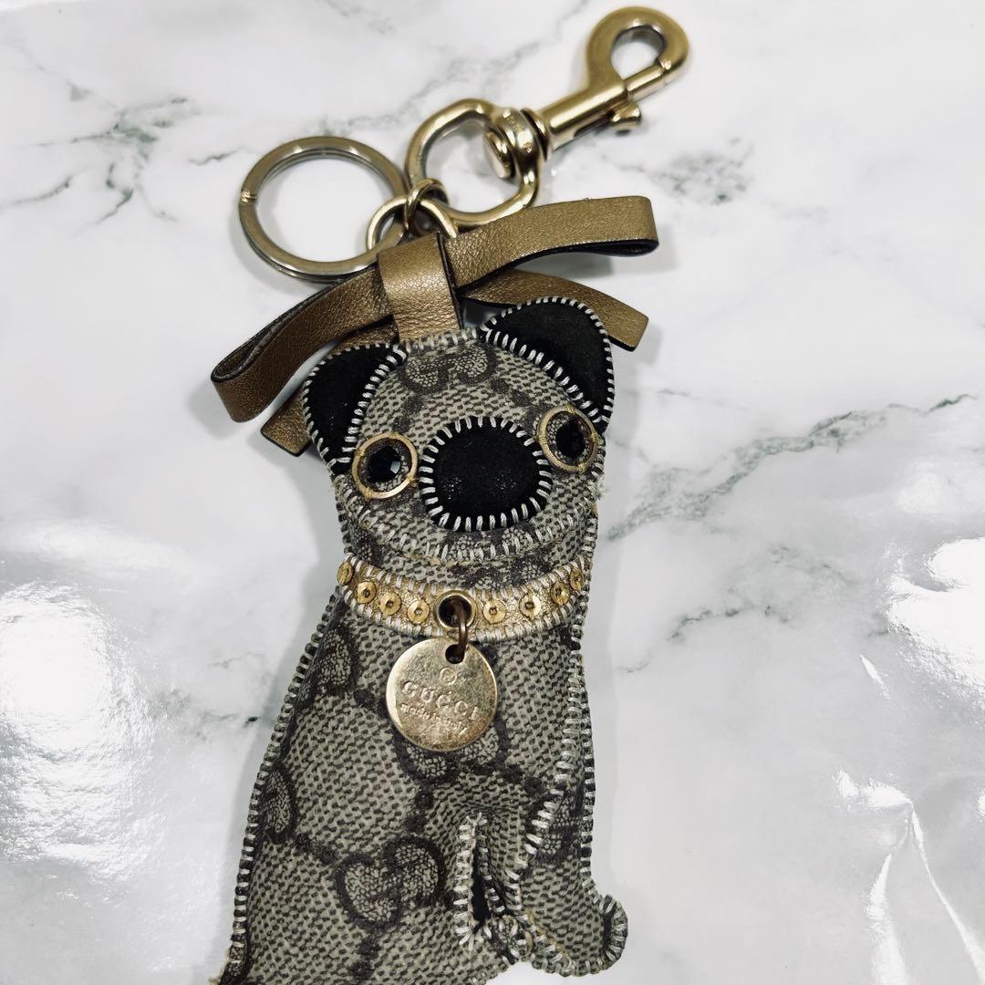 良品】グッチ チャーム キーホルダー グッチョリ オリバー パグ GG PVC