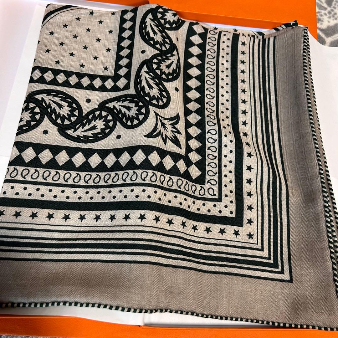 エルメス　カレジェアン 《四輪馬車の車輪・バンダナ》　新品未使用