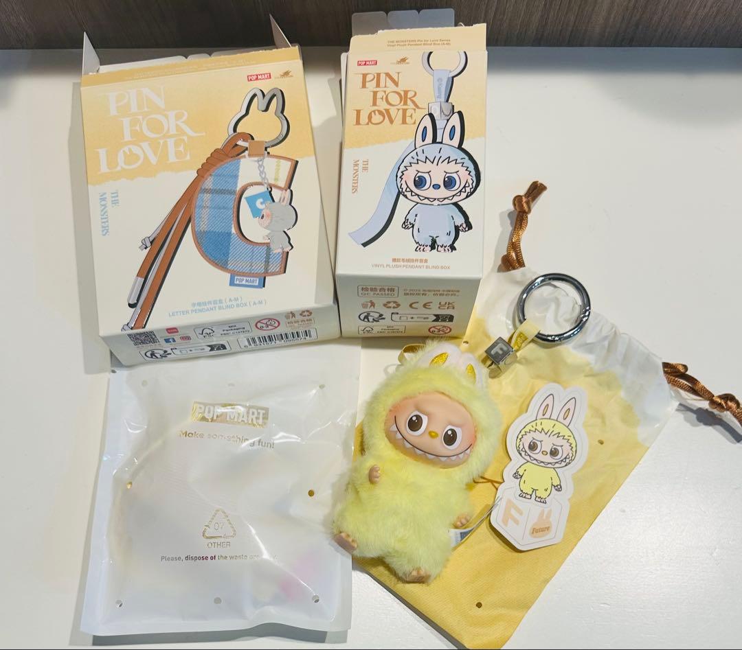 ラブブ イニシャル 【 F 】 ぬいぐるみ チャーム セット - メルカリ