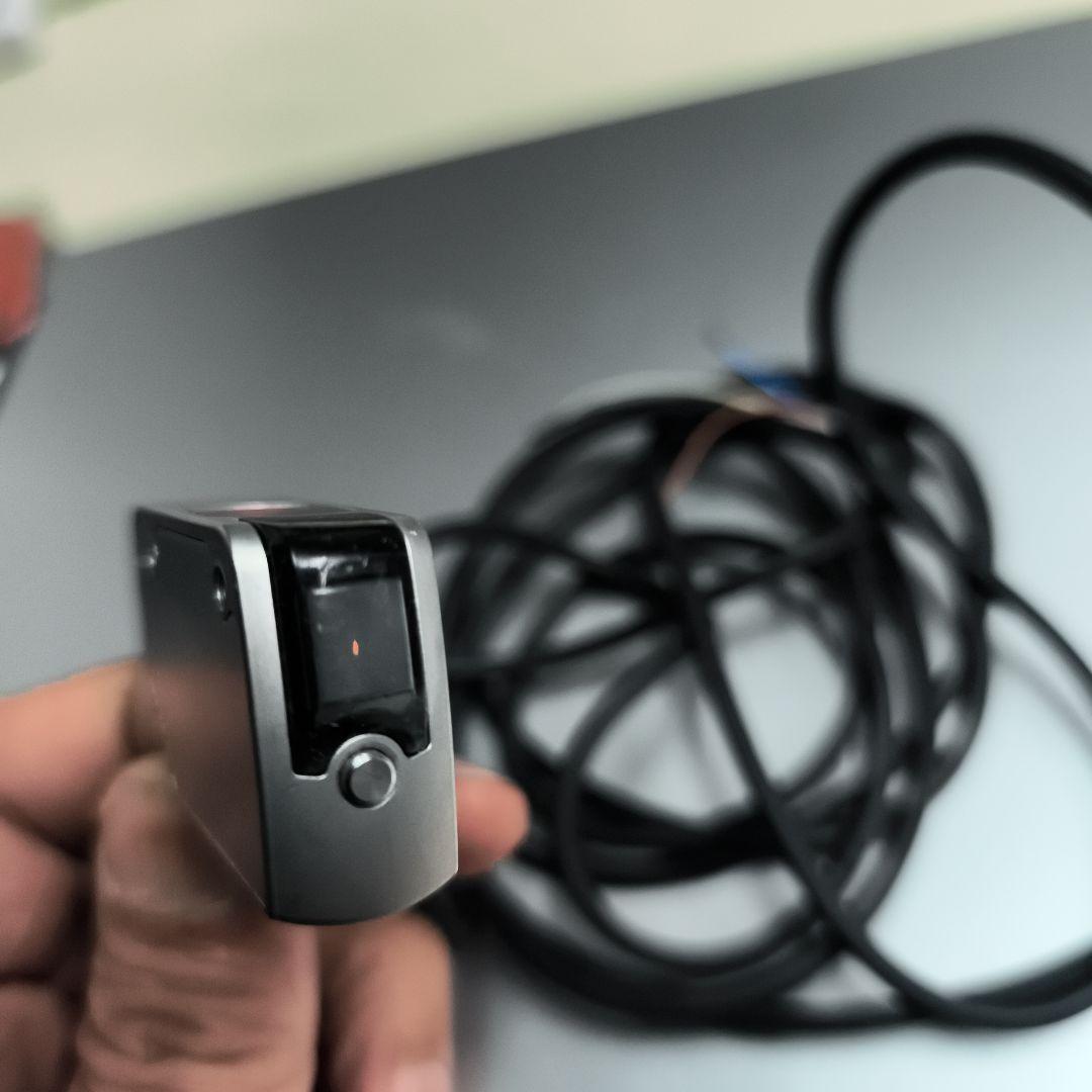 KEYENCE LR-ZB100N レーザーセンサー - メルカリ