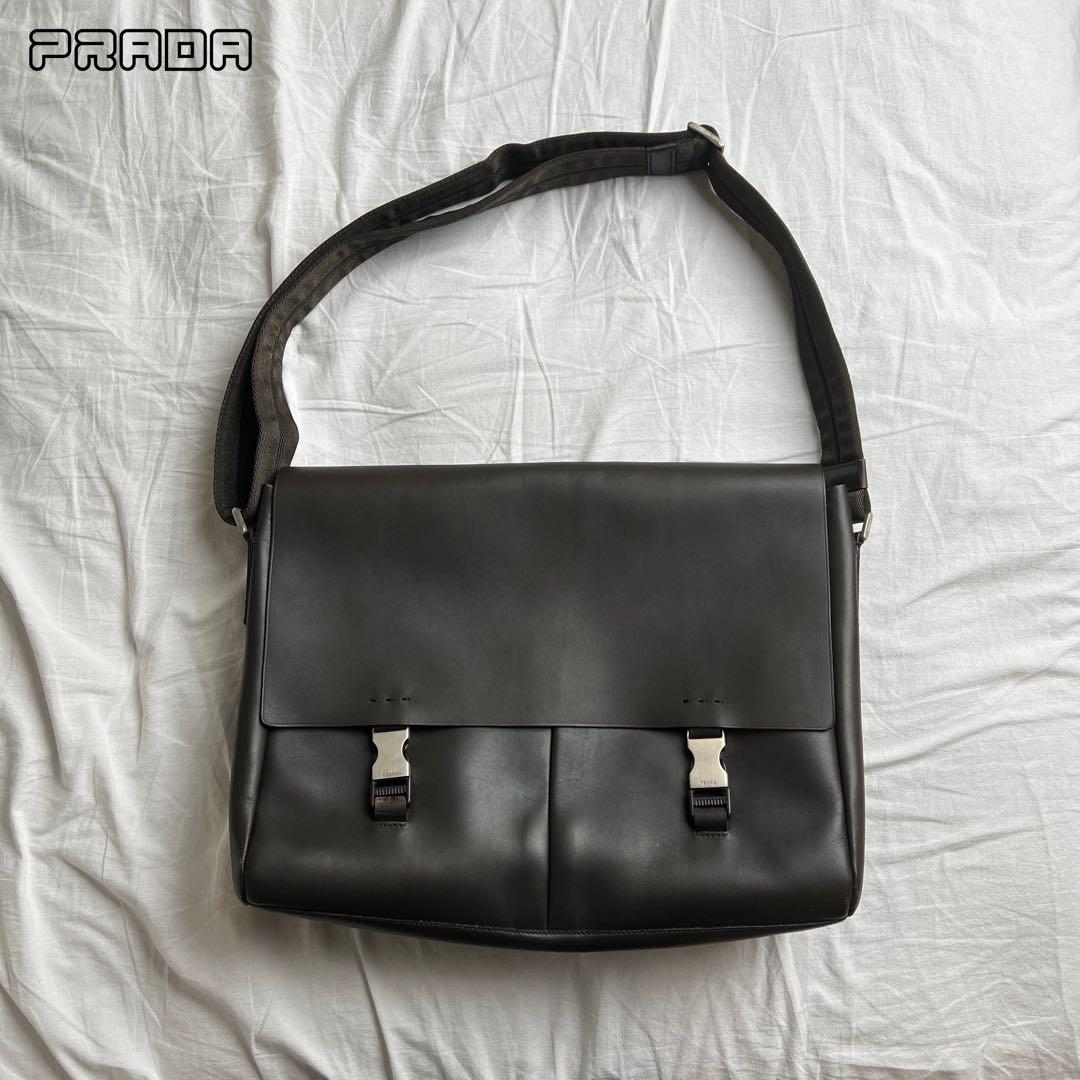 バッグ PRADA leather messenger bag dark brown Prada Prada Explore medium brown bag in nappa leather | TheDoubleF