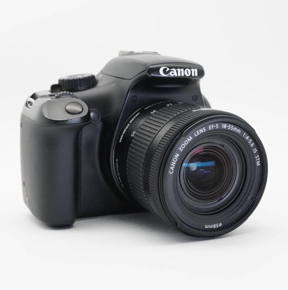 ショット3,585回✨ Canon Kiss X50 カメラ 一眼レフ デジカメ - メルカリ