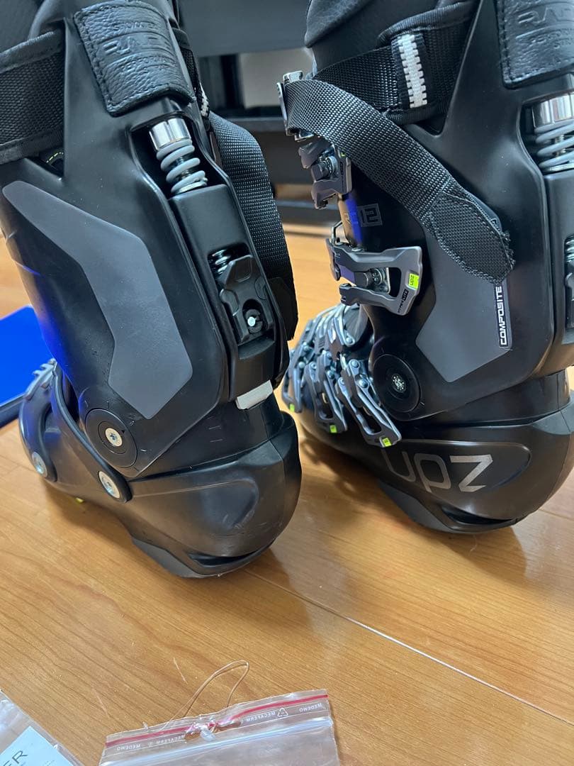 UPZ RC12 22/23 ハードブーツ 27.0cm 純正