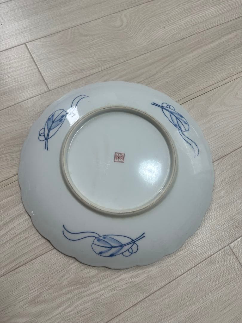 有田焼 秀峰窯 大皿 金彩染錦花鳥文輪花 34cm