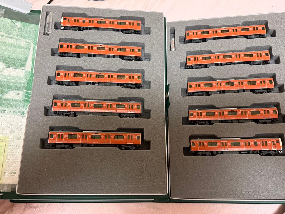 KATO 10-1577 E233系 中央線 ラッピング編成 - メルカリ