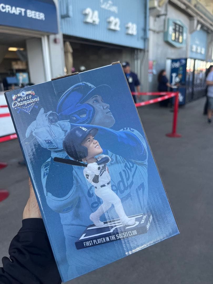 ドジャース 大谷翔平 50/50ボブルヘッド 8/27来場者配布品 - メルカリ