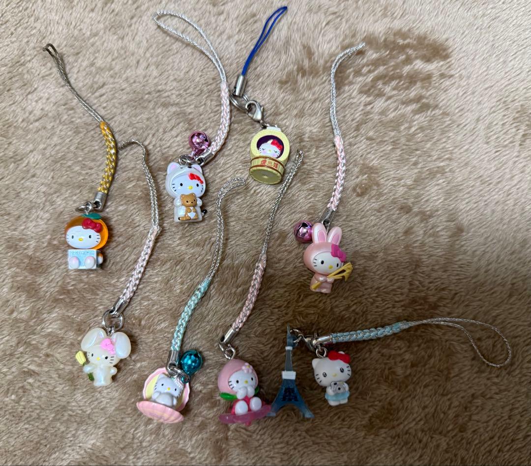 レア有り！ハローキティ　ご当地ストラップ　３１個セット