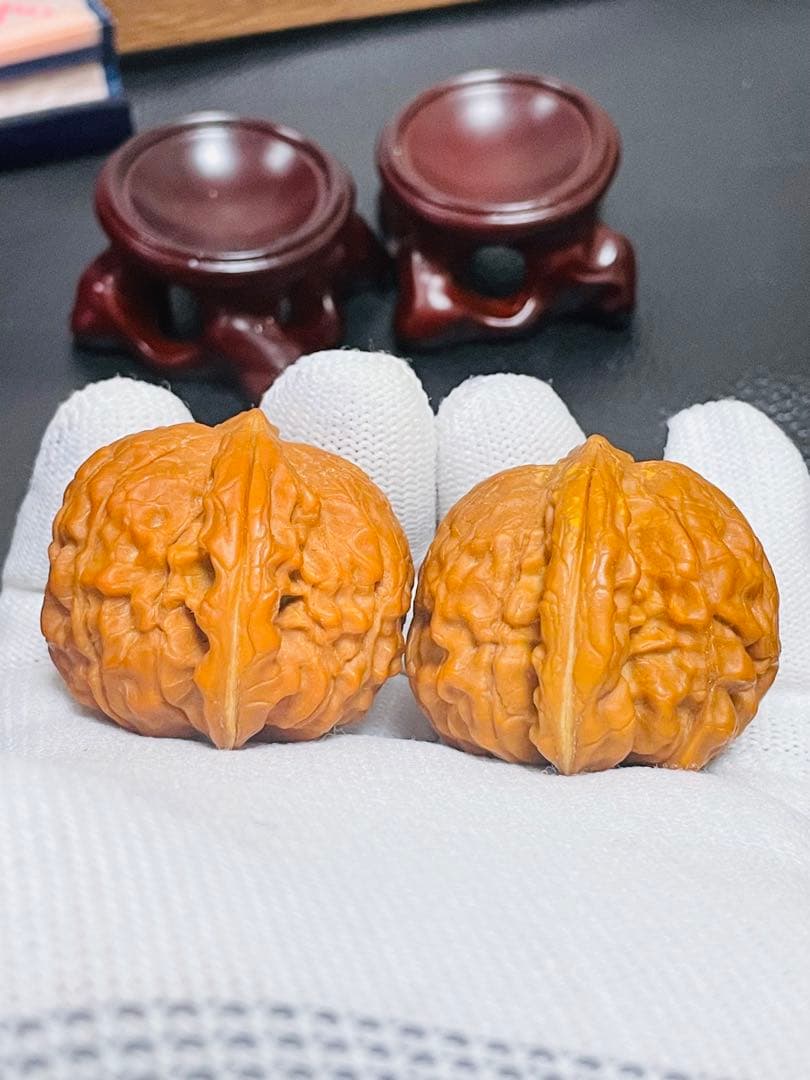 厚揚げNo.404❤️遊ぶクルミ　文玩核桃 希少変異種核鼎