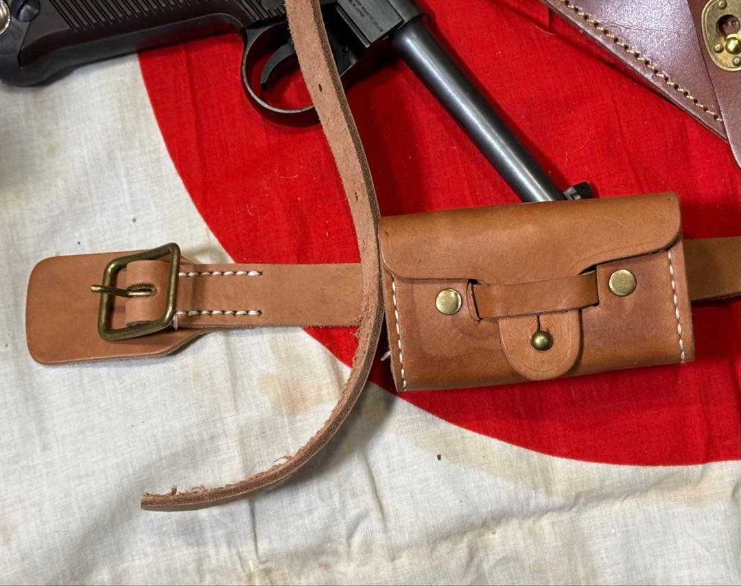C）日本軍 南部14年式拳銃嚢と拳銃弾薬盒＆ベルトのセット（複製品
