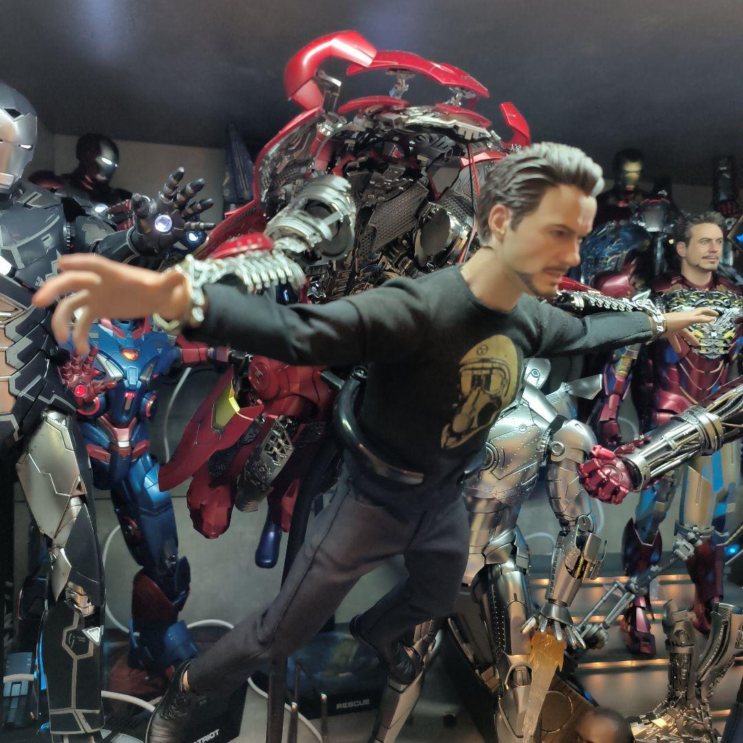 ホットトイズ 1/6 アイアンマン マーク7 スーツアップ版 MMS718