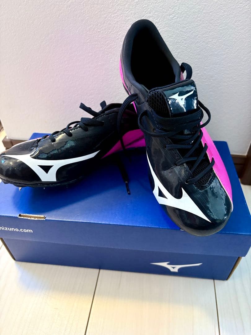 Mizuno スパイクシューズ ピンク ブラック - メルカリ