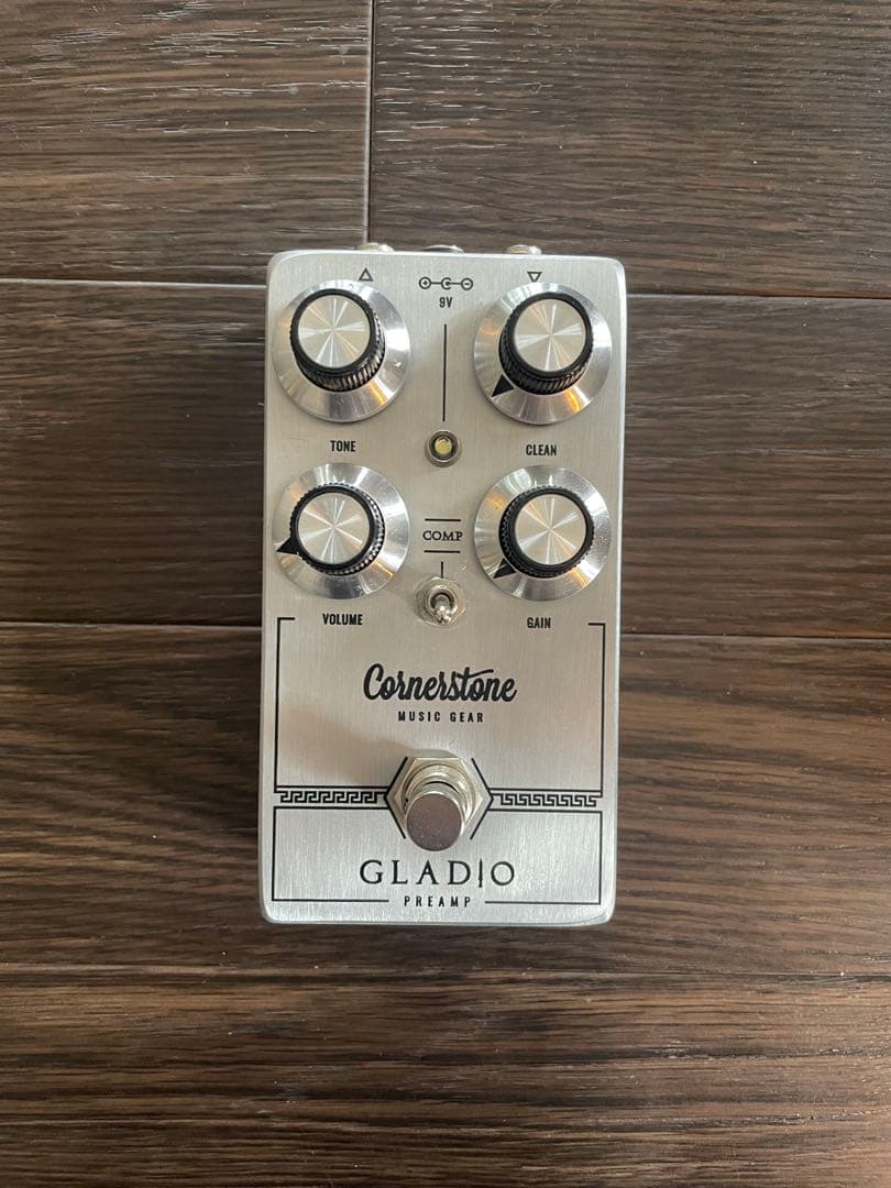 GLADIO Cornerstone ギターエフェクター 01.jpg