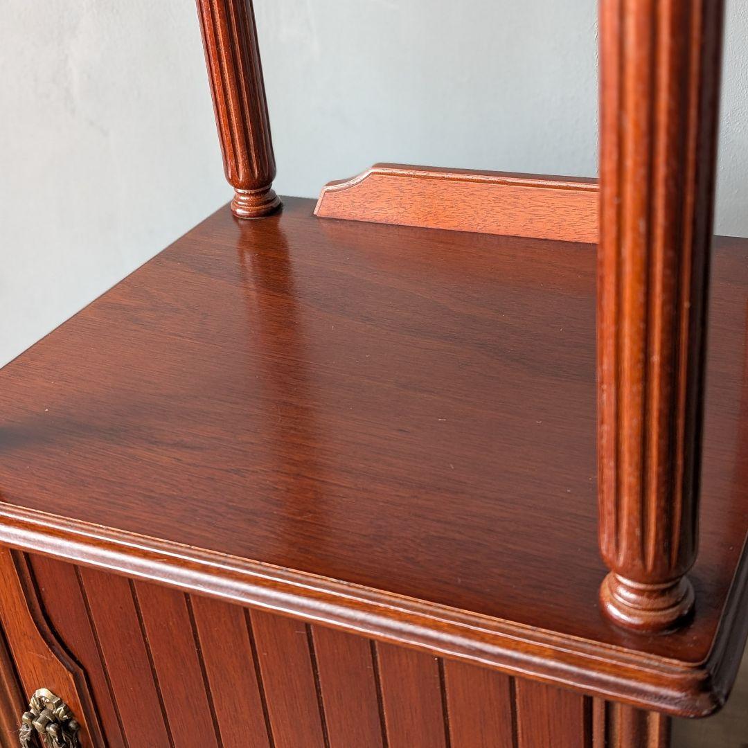 古家具】平成期頃に作られたアンティーク調の飾り台 電話台 花台