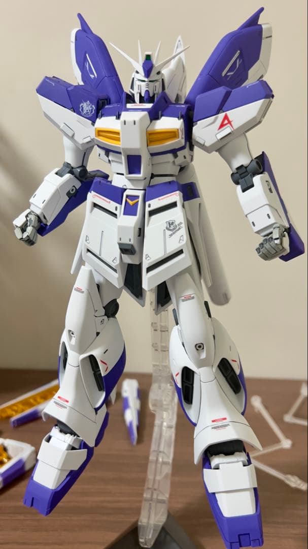 MG RX-93-ν2 Hi-νガンダム HWS +ファンネルエフェクトパーツ