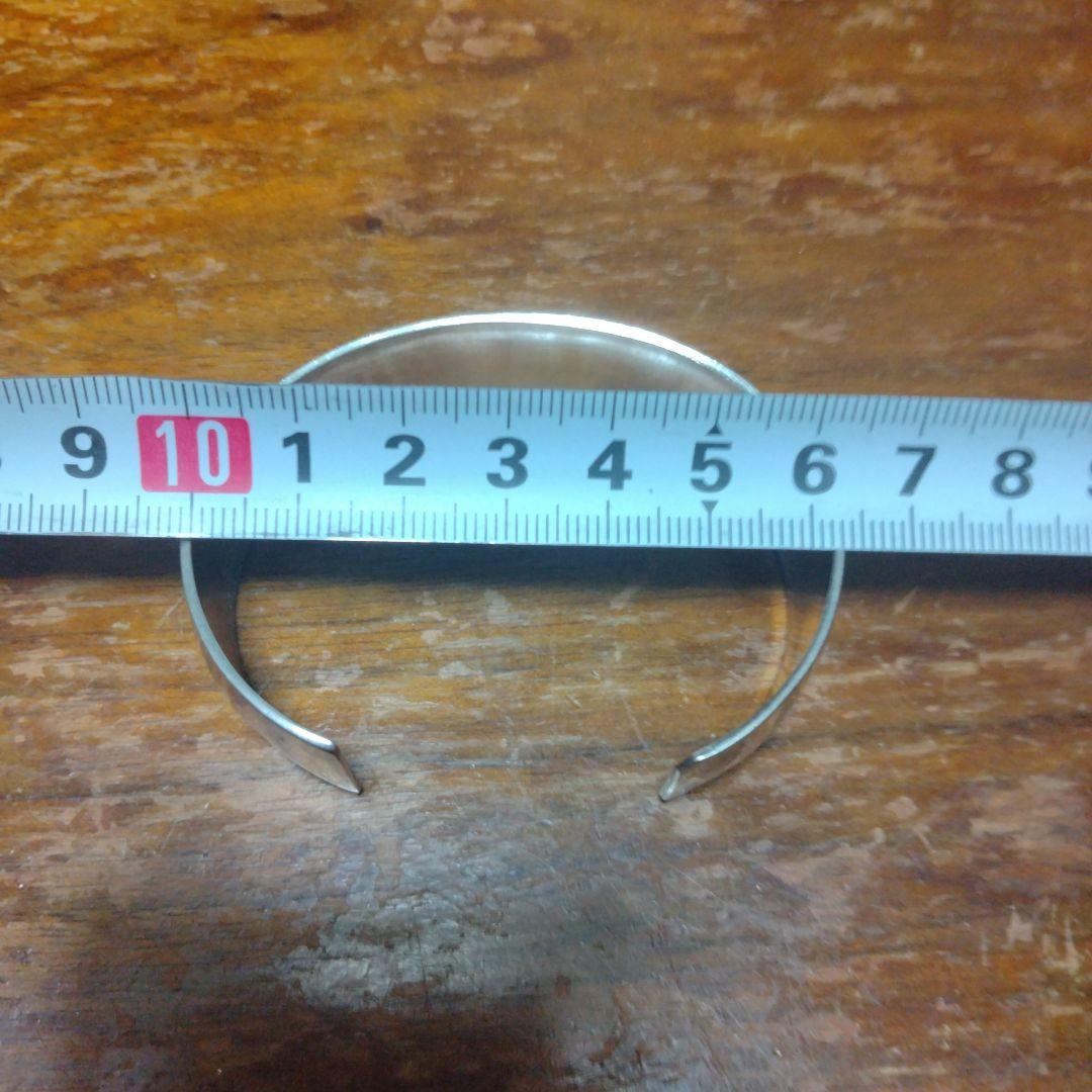 トム&シルビアキー』オーバーレイ バングル 12KGF NAVAJOの通販はau