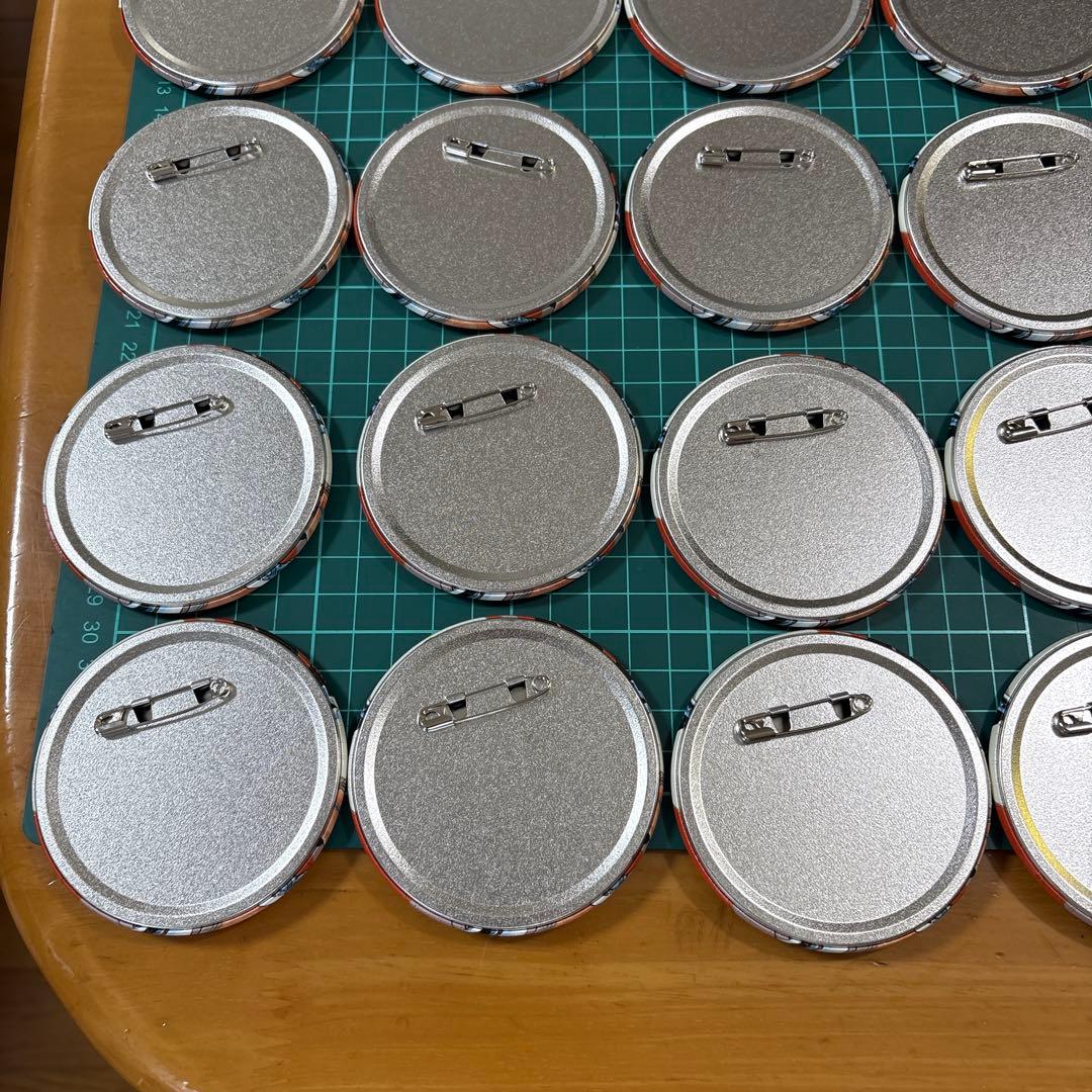 弱虫ペダル 秋田書店 SPARE BIKE 原作柄 新開隼人 缶バッジ 30点