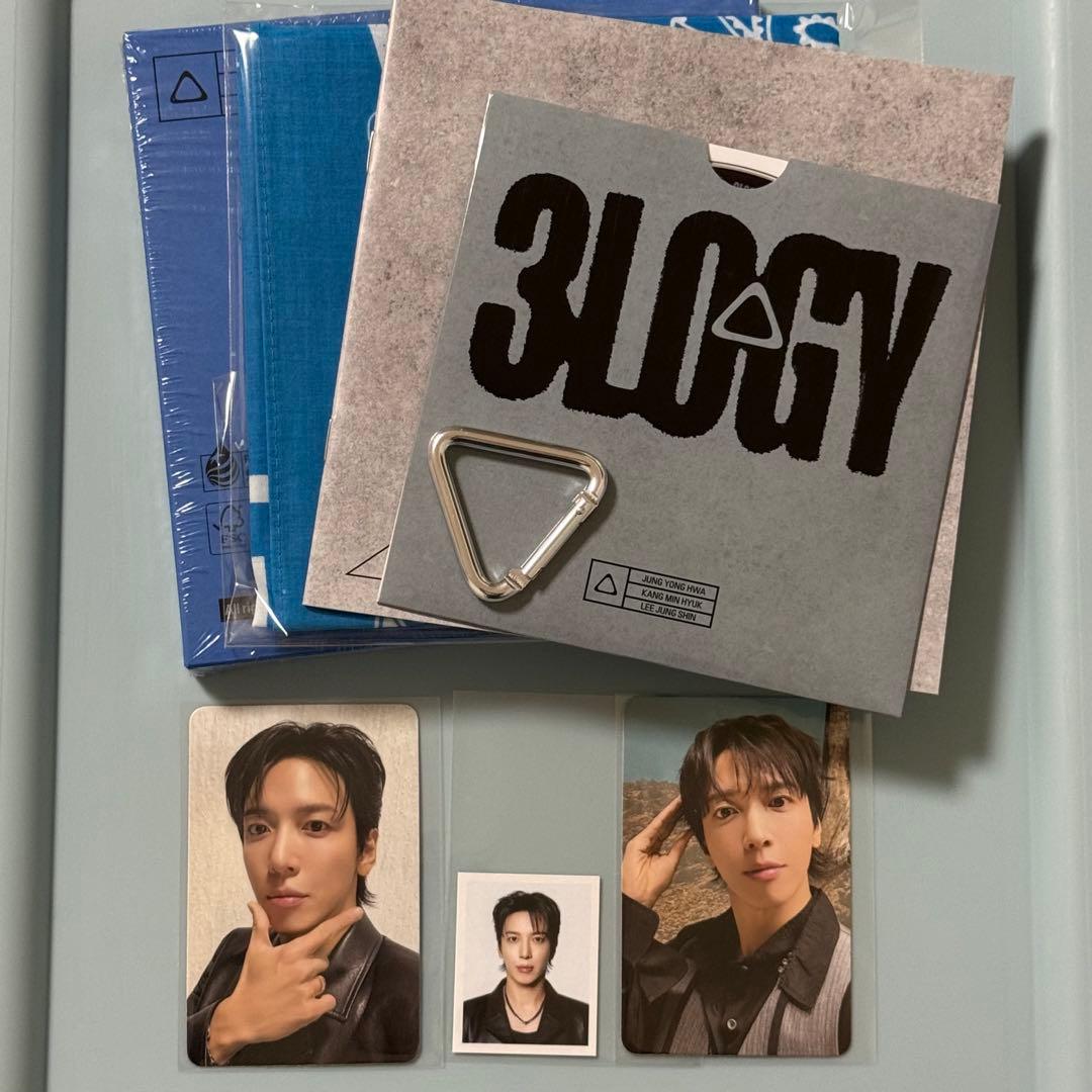 CNBLUE 3LOGY BANDANA Ver. ヨンファ 1月末発送）CNBLUE - 3rd アルバム [3LOGY] (BANDANA VER.) 限定盤