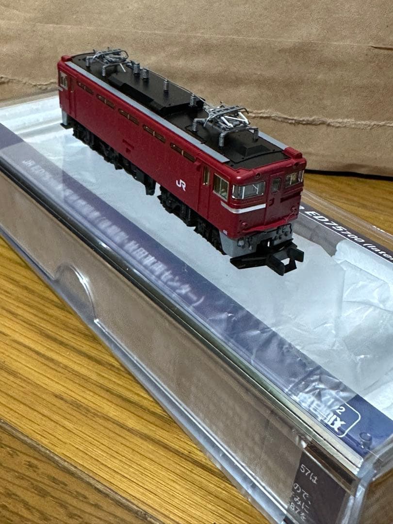 臨時急行津軽に 秋田車両センター ED75 中古美品 トミックス7192