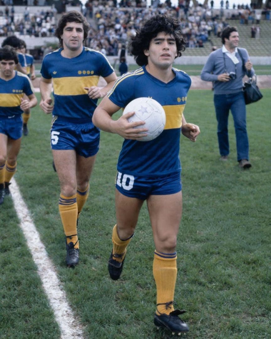 ボカ・ジュニアーズ1981年 復刻ユニフォーム ディエゴ・マラドーナ O