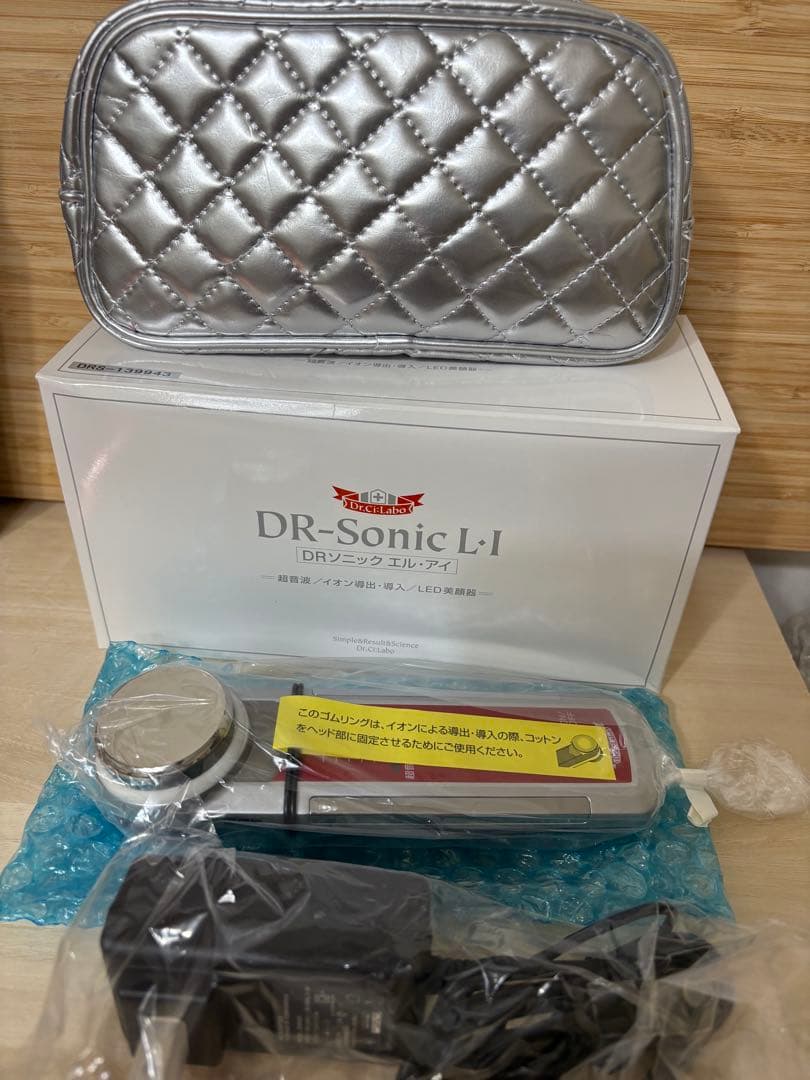 ドクターシーラボDRソニック エル・アイLED美顔器 ドクターシーラボ 超音波美顔器 DRソニック エル·アイ DR-Sonic - メルカリ