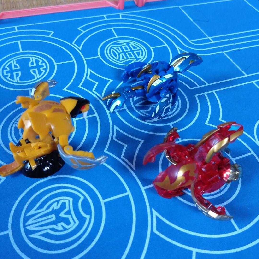 爆丸　公式バトルフィールドW超DXセット