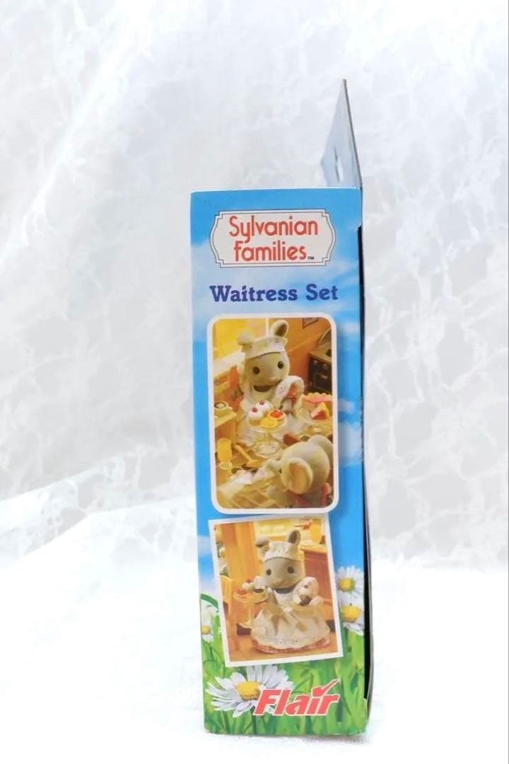 【新品•未開封】シルバニアファミリー⭐️ Waitress Set⭐️（海外版）