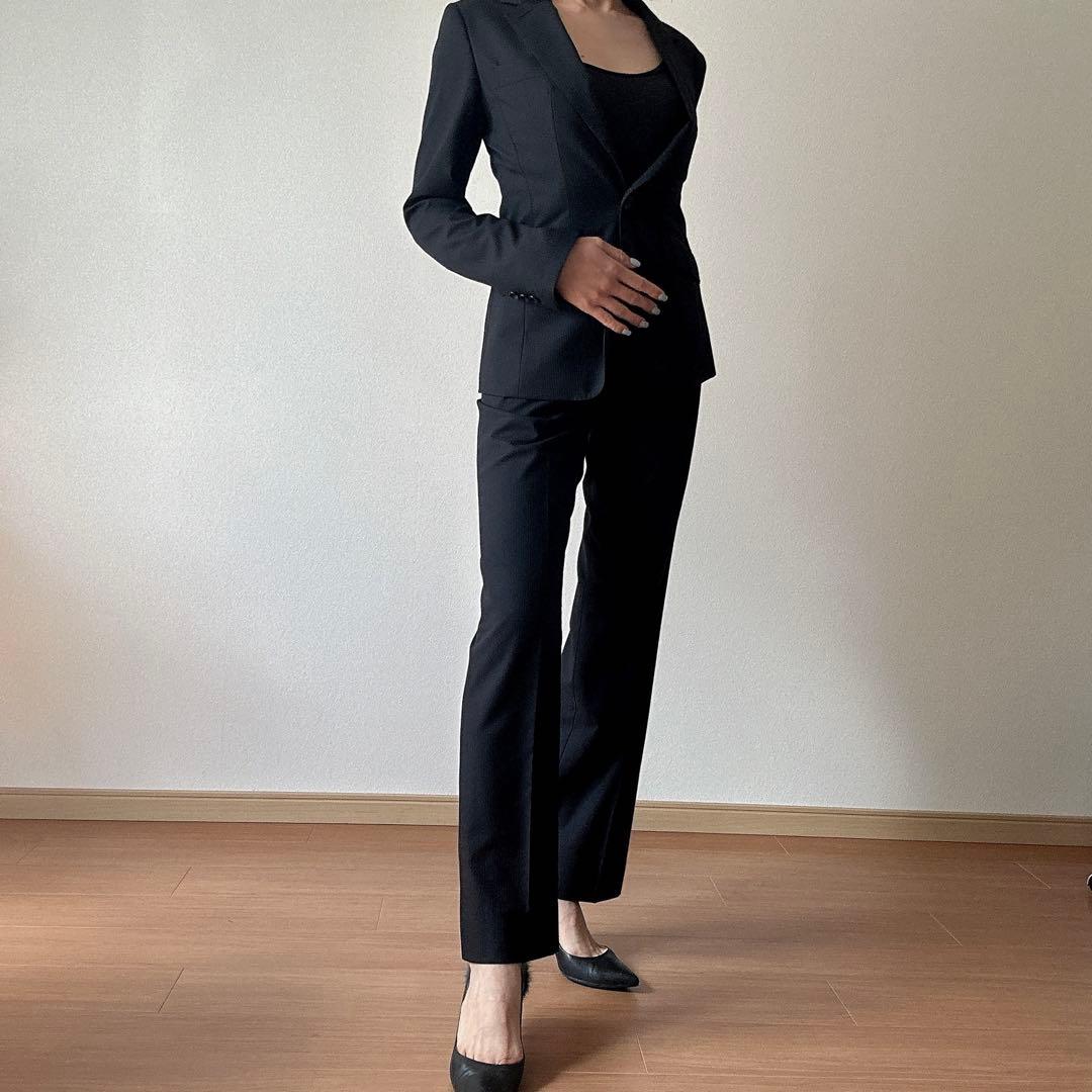 破格❤️美品❤️レディーススーツ❤️HILTON❤️ブラックストライプ❤️7号❤️パンツ