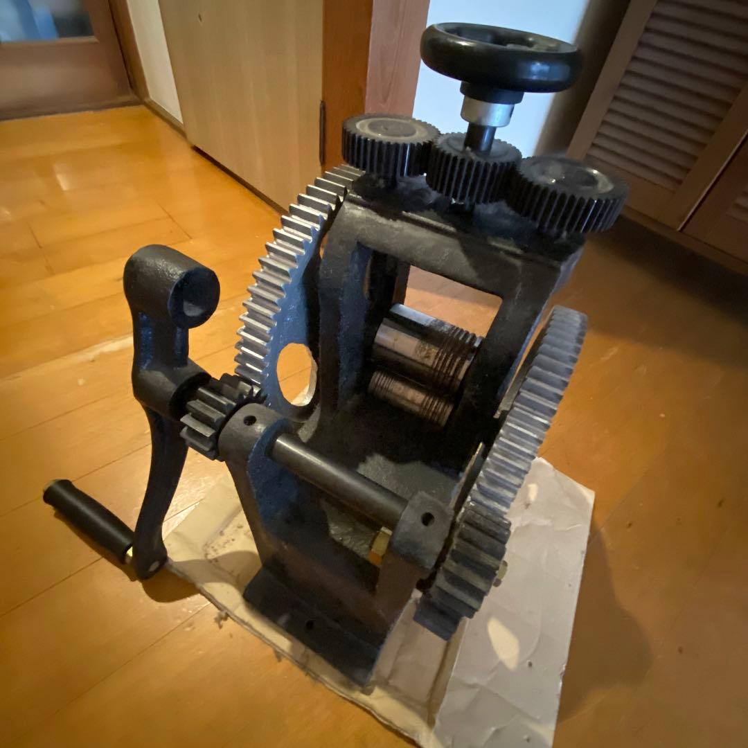 【Nt74】彫金ローラー　溝あり 四方手裏剣】CNC加工 オールアルミベアリングローラー (19mm) | mindev