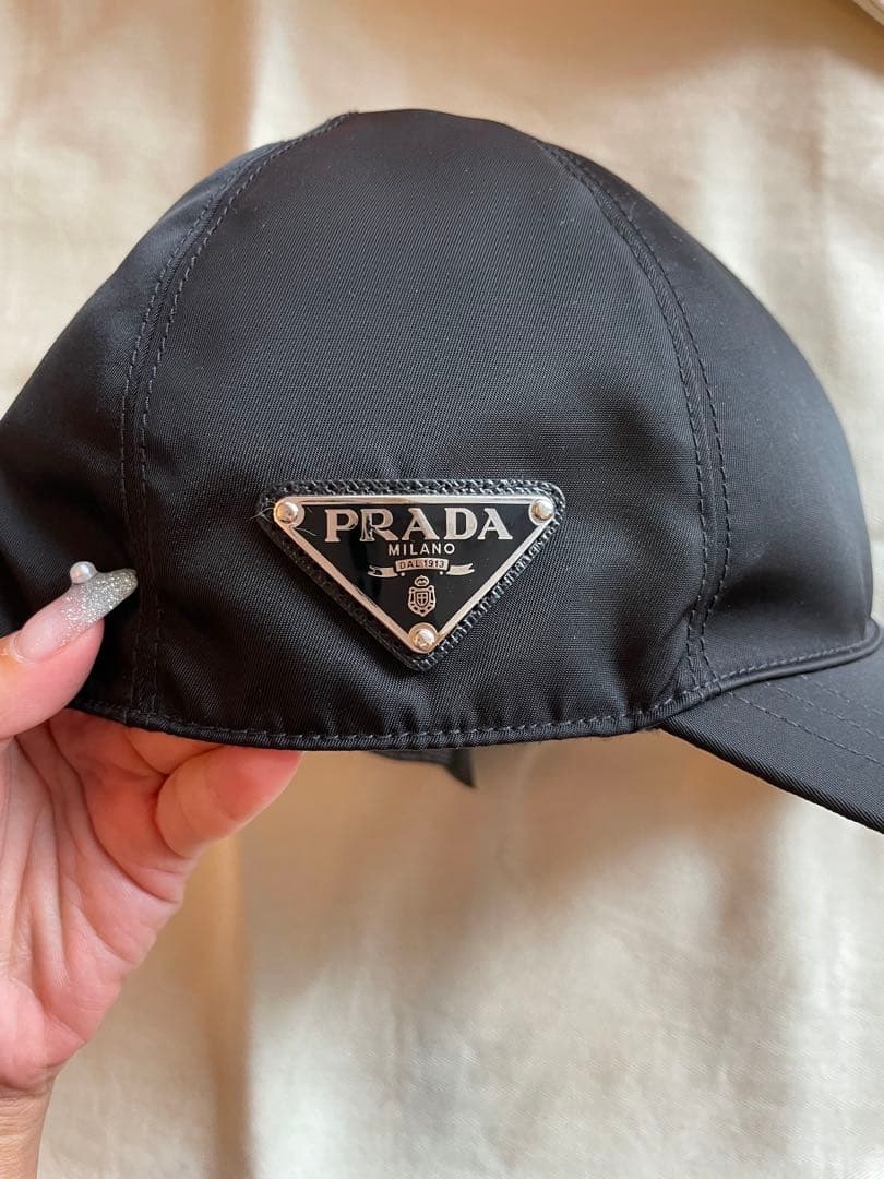 プラダ ナイロン キャップ レディース S 機内コーデ - メルカリ