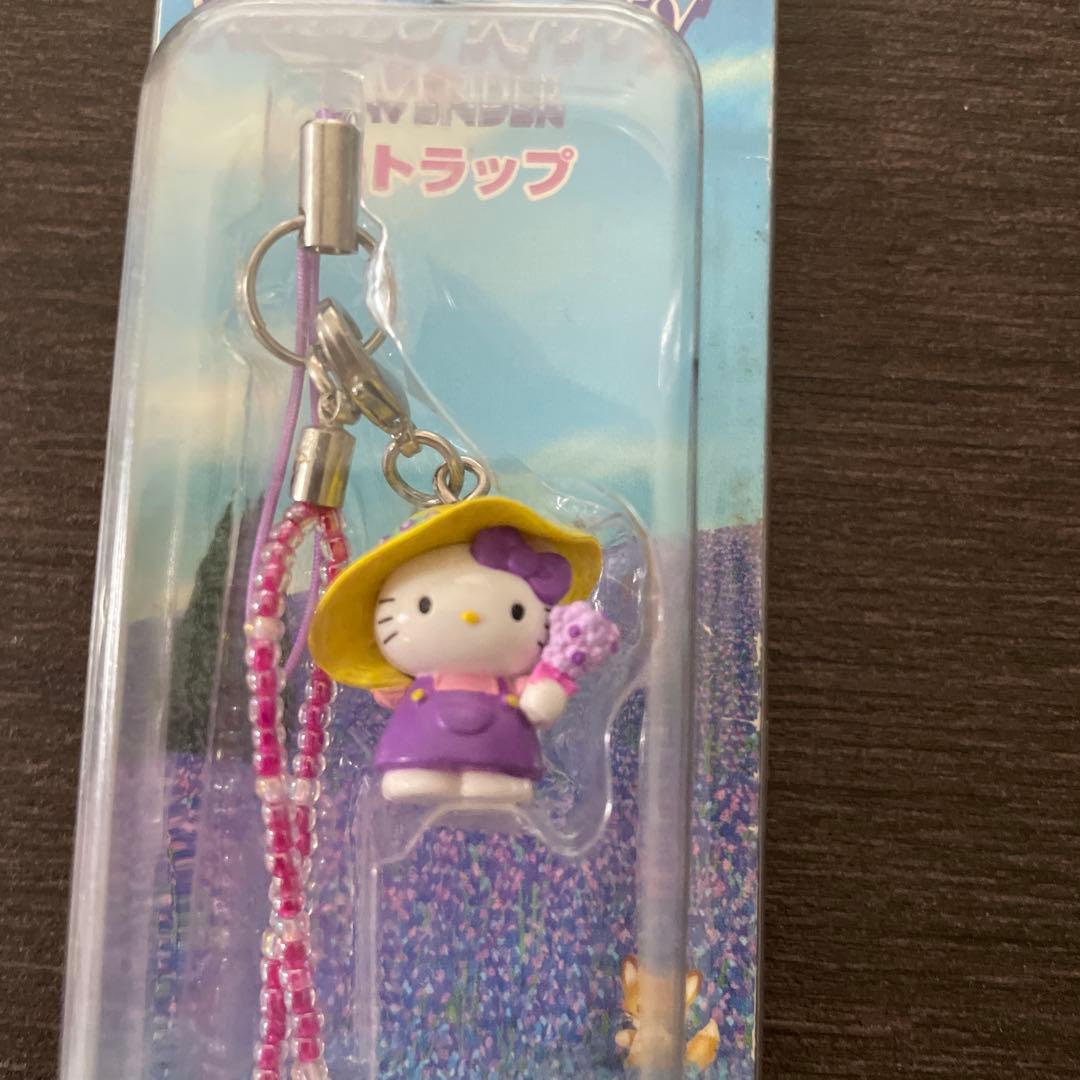 ハローキティ 北海道限定 ラベンダーストラップ - メルカリ