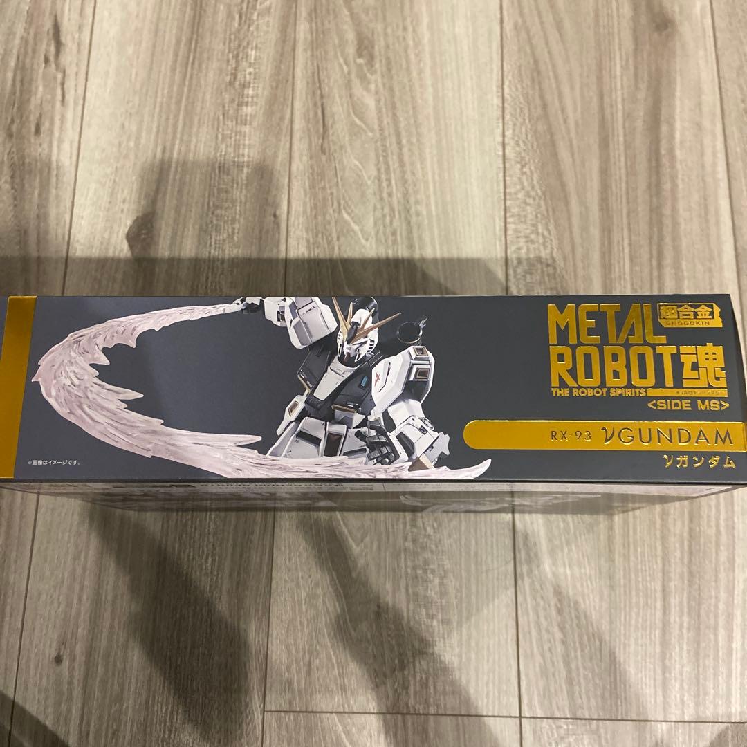 新品未開封品　BANDAI L ROBOT RX-93 νガンダム