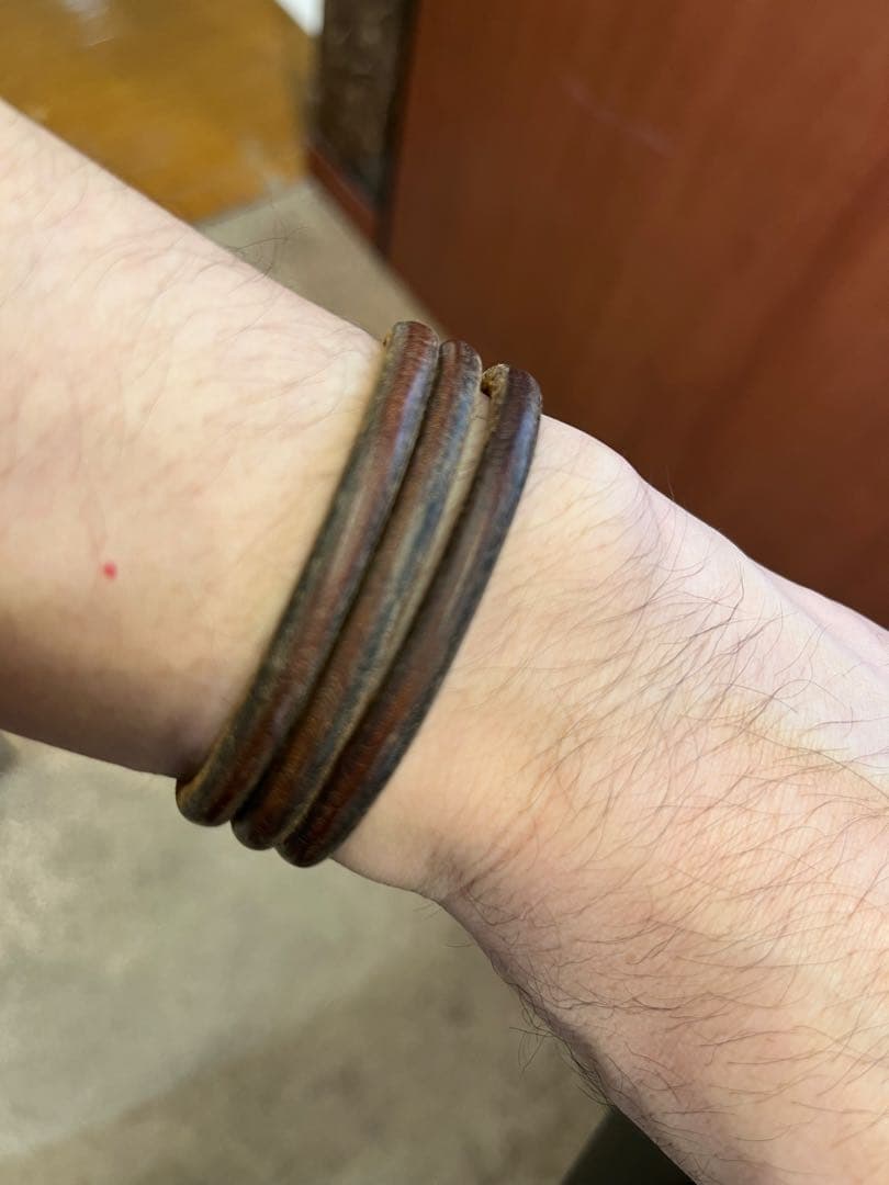 GARNI ガルニ 3連レザーブレスレット 茶 ブラウン - メルカリ