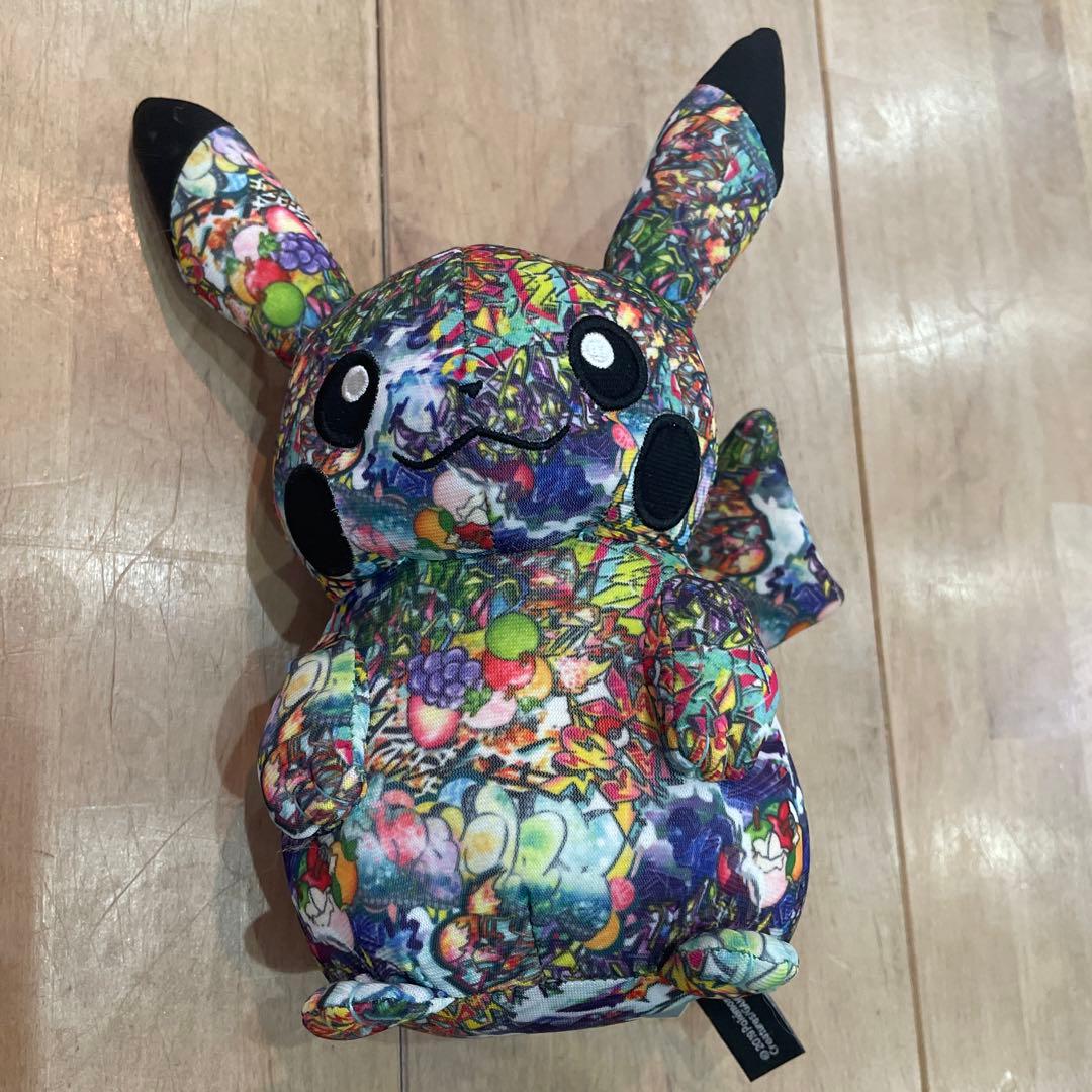 ポケモンセンターシブヤ限定ピカチュウ(ピカチュウグラフィティ総柄