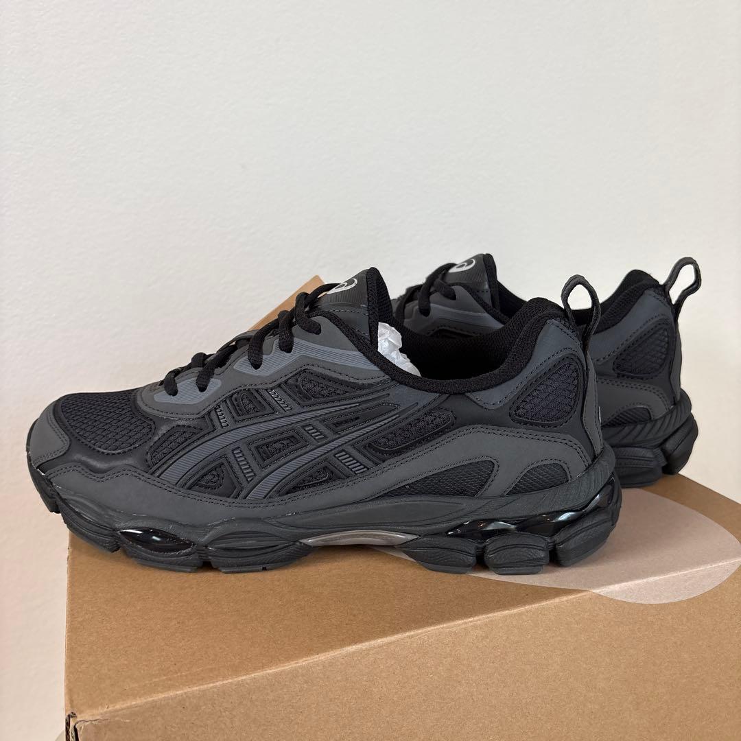 asics GEL-NYC RGD ブラック/チャコールグレー 27.5cm