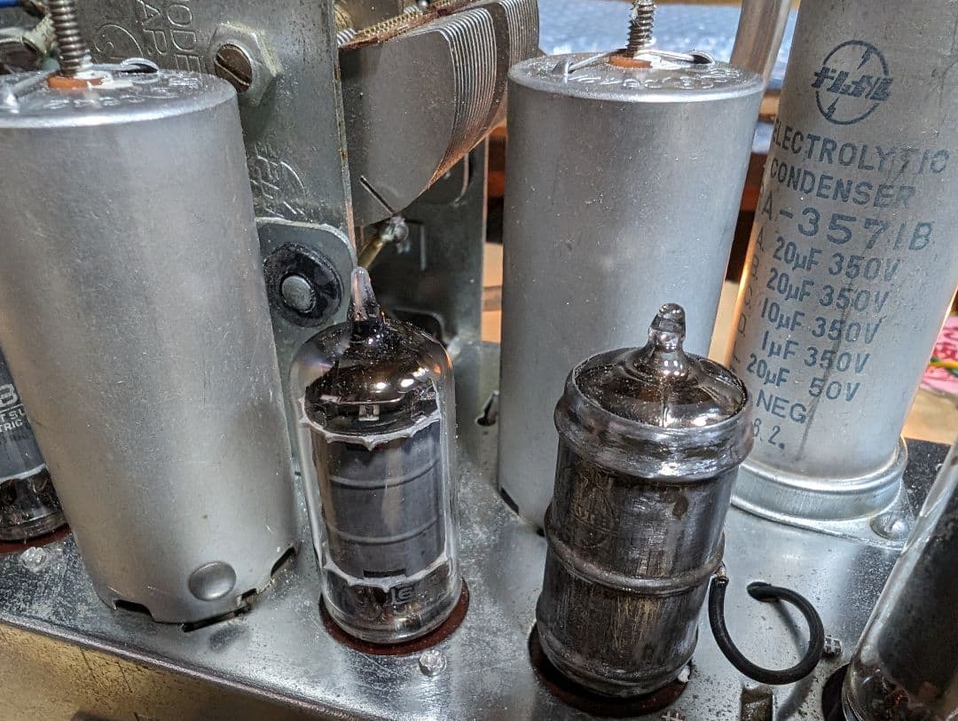 美品レトロ真空管ラジオアイ付 家族団らん Bluetooth付 EA-670 - メルカリ