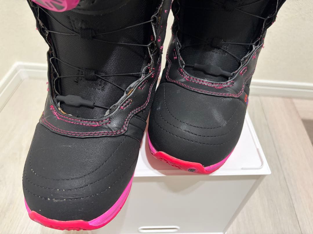 【値下げ】Burton Ruler スノーボードブーツ 女性用　25.0cm