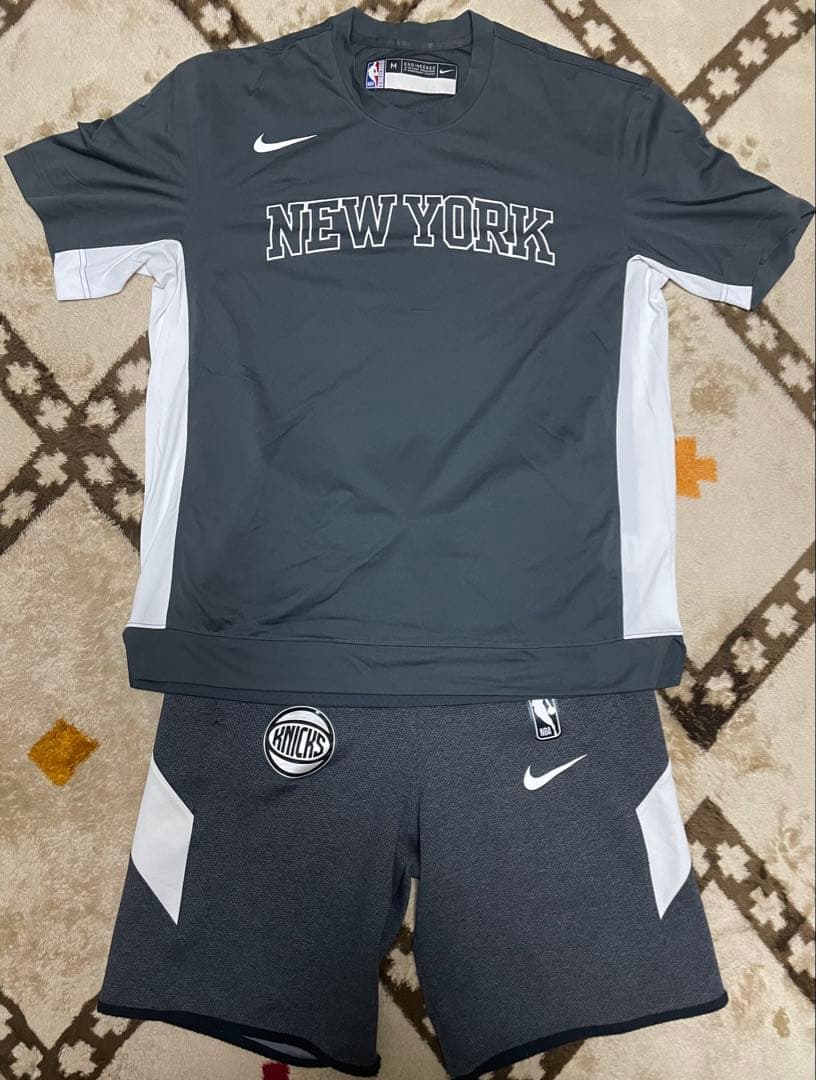 【美品/海外限定】ニューヨーク ニックス セットアップ 選手支給品 New York Knicks Gear, Knicks Jerseys, Store, Knicks Shop, Apparel