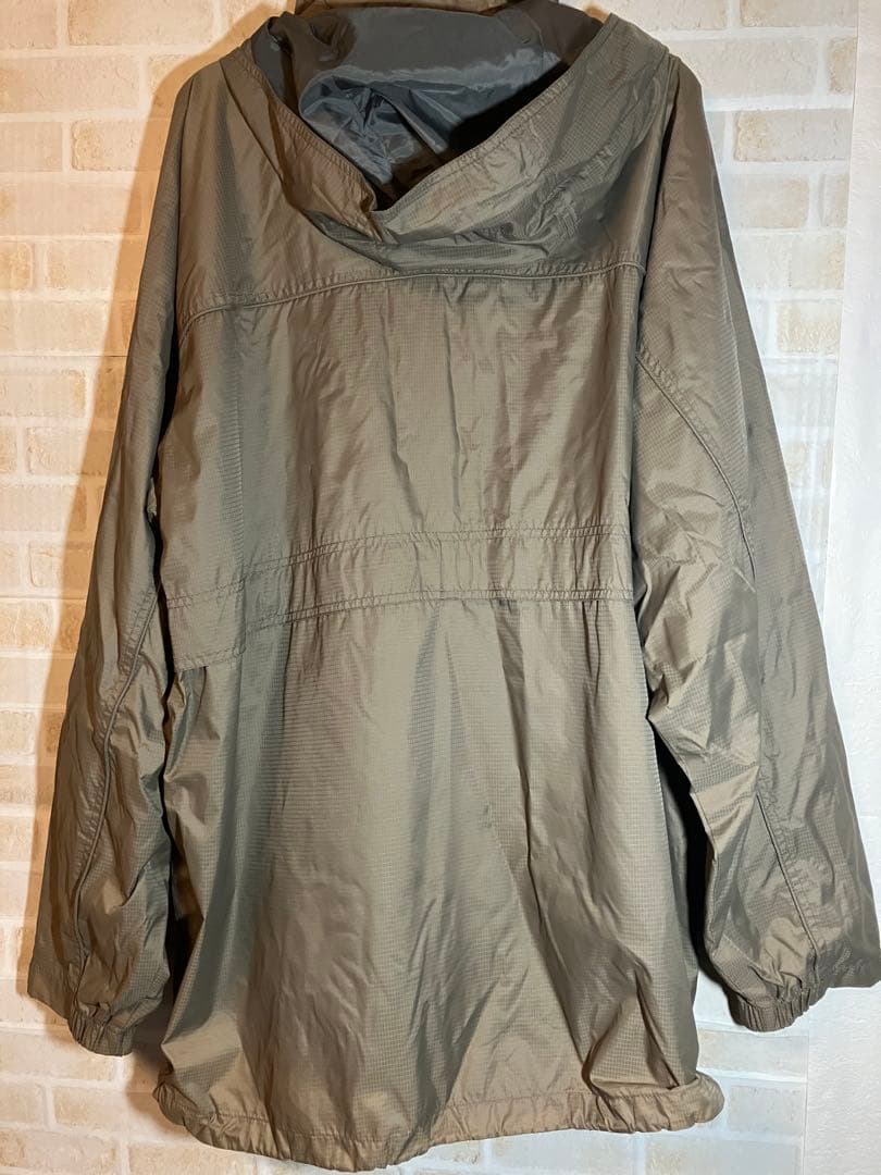 《美品》スノーウェア 上下セット (ヘリーハンセン、キラーループ)Lサイズ