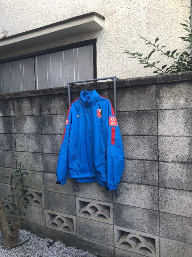 2019 Urawa Reds Nike STORM-FIT ピステジャケットM - メルカリ