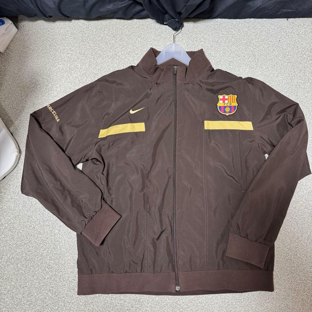 2008 / 2009 FC バルセロナ ナイキ ブラウンジャケット 2008 / 2009 FC バルセロナ ナイキ ブラウンジャケット｜Yahoo!フリマ