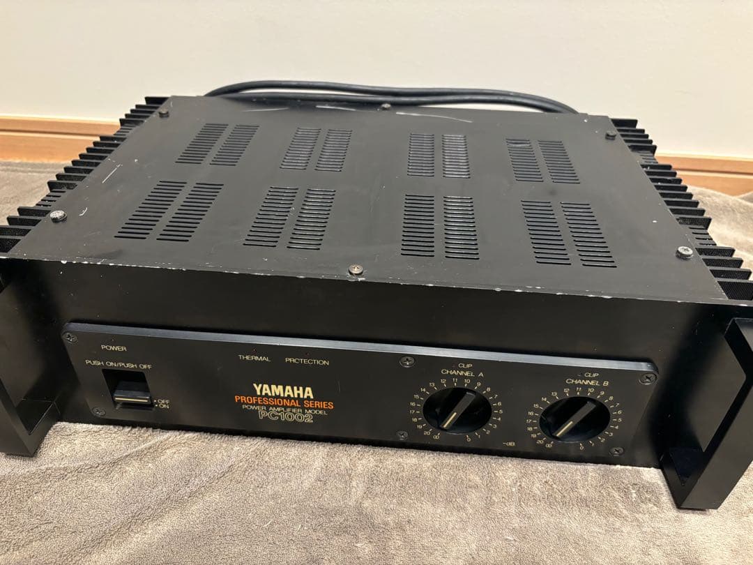 YAMAHA PC1002 パワーアンプ｜左CH音量小｜ジャンク扱い｜重量級名