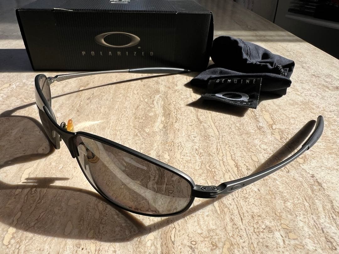 ★長渕剛さん愛用モデル★サングラス★OAKLEY★A-WIRE偏光★No.14