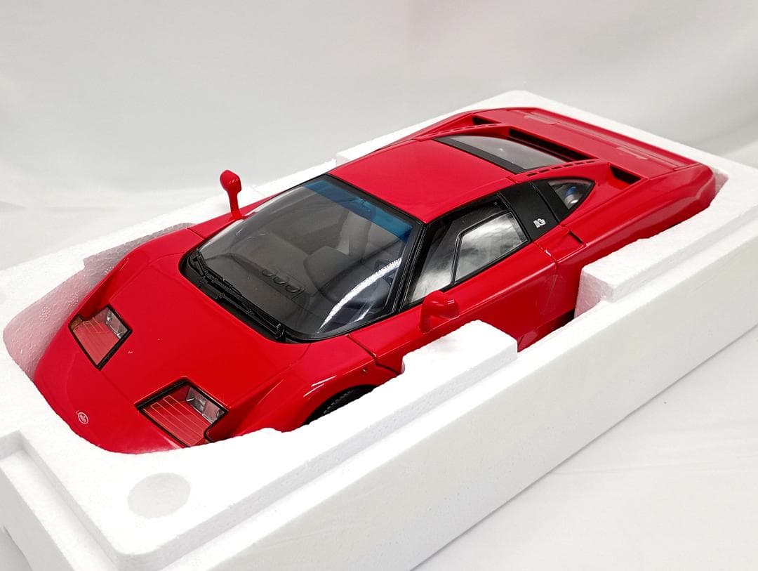 KK Scale 1/12 ブガッティ EB110 1991 (レッド) Bugatti EB 110, rot, 1991, 1:12, KK Scale | Model Car World