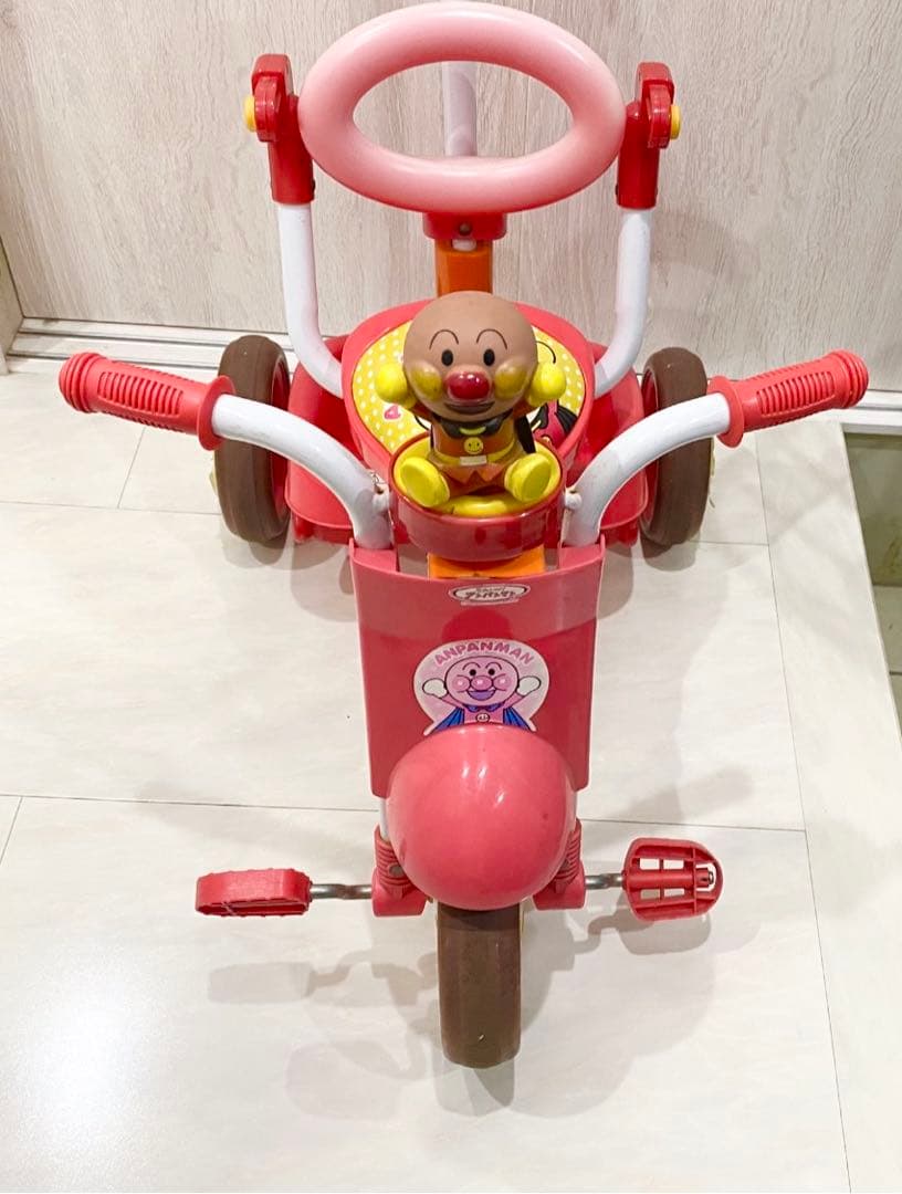 アンパンマン 三輪車 赤 - メルカリ