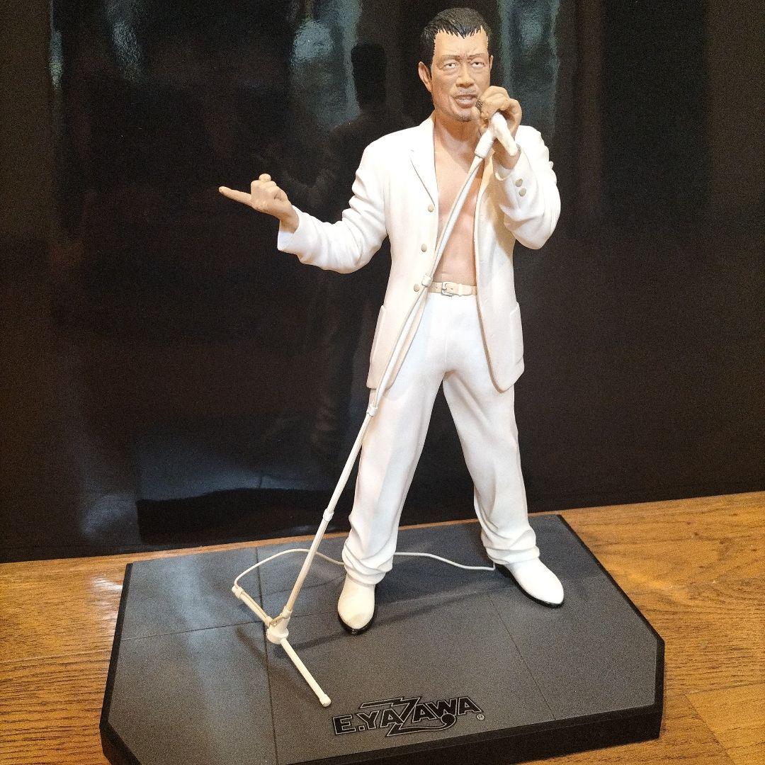 矢沢永吉　E.YAZAWA　2006年　白スーツ　希少　フィギュア中古品