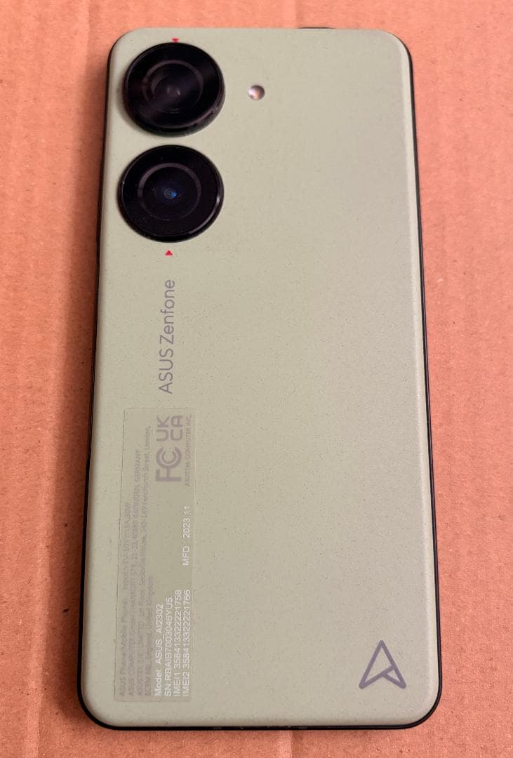 ASUS Zenfone10 オーロラグリーン Zenfone 10を購入しました：やはり機動力あるこのサイズがGoodです