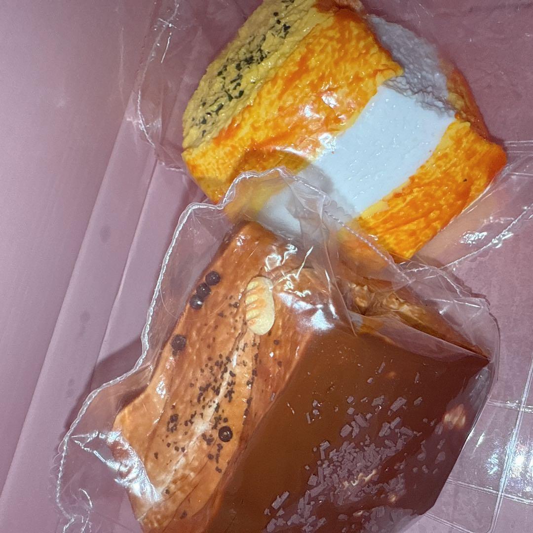 kikisquishy チョコトースト　三層トースト　生クリーム風