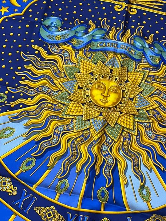 HERMES エルメス スカーフ カレ90 太陽 月 星 - メルカリ