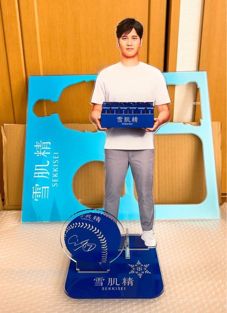 大谷翔平選手 限定品 コーセー 雪肌精 アクリルスタンド - メルカリ